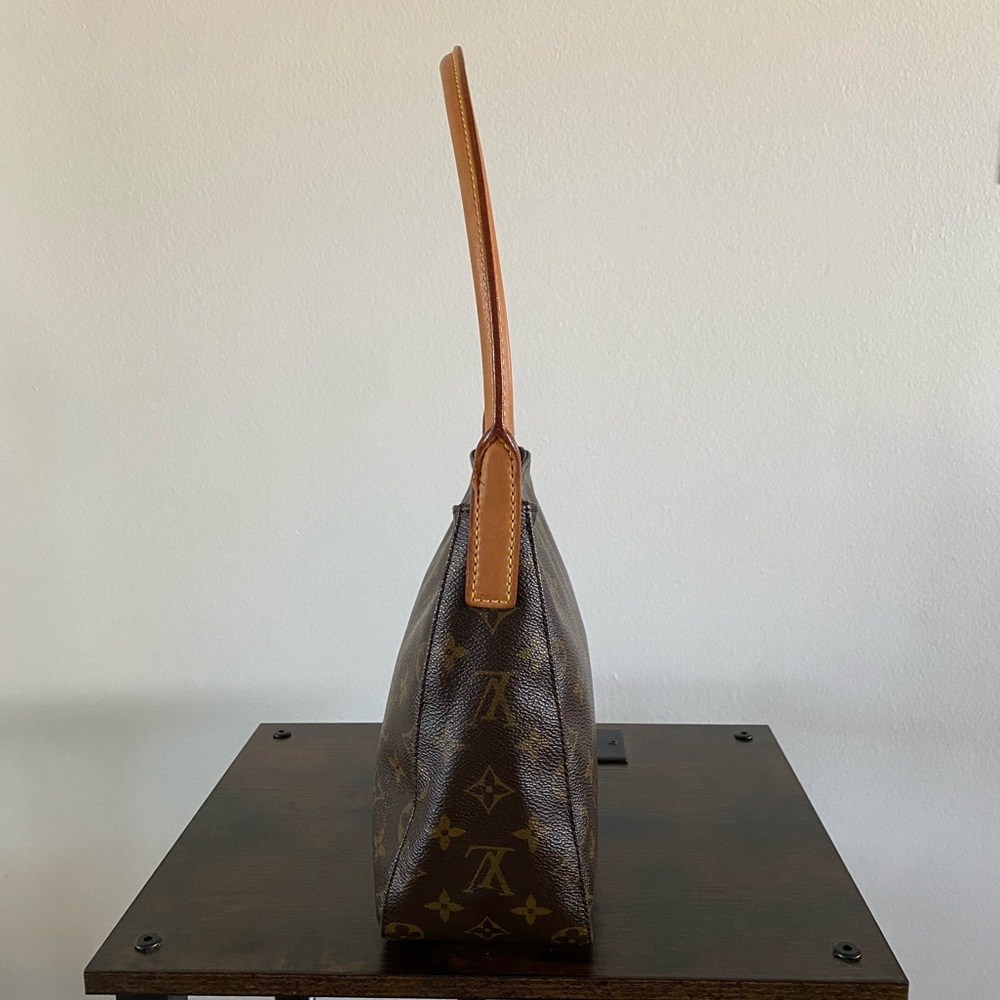 Monogram Canvas Looping Mm - image 5